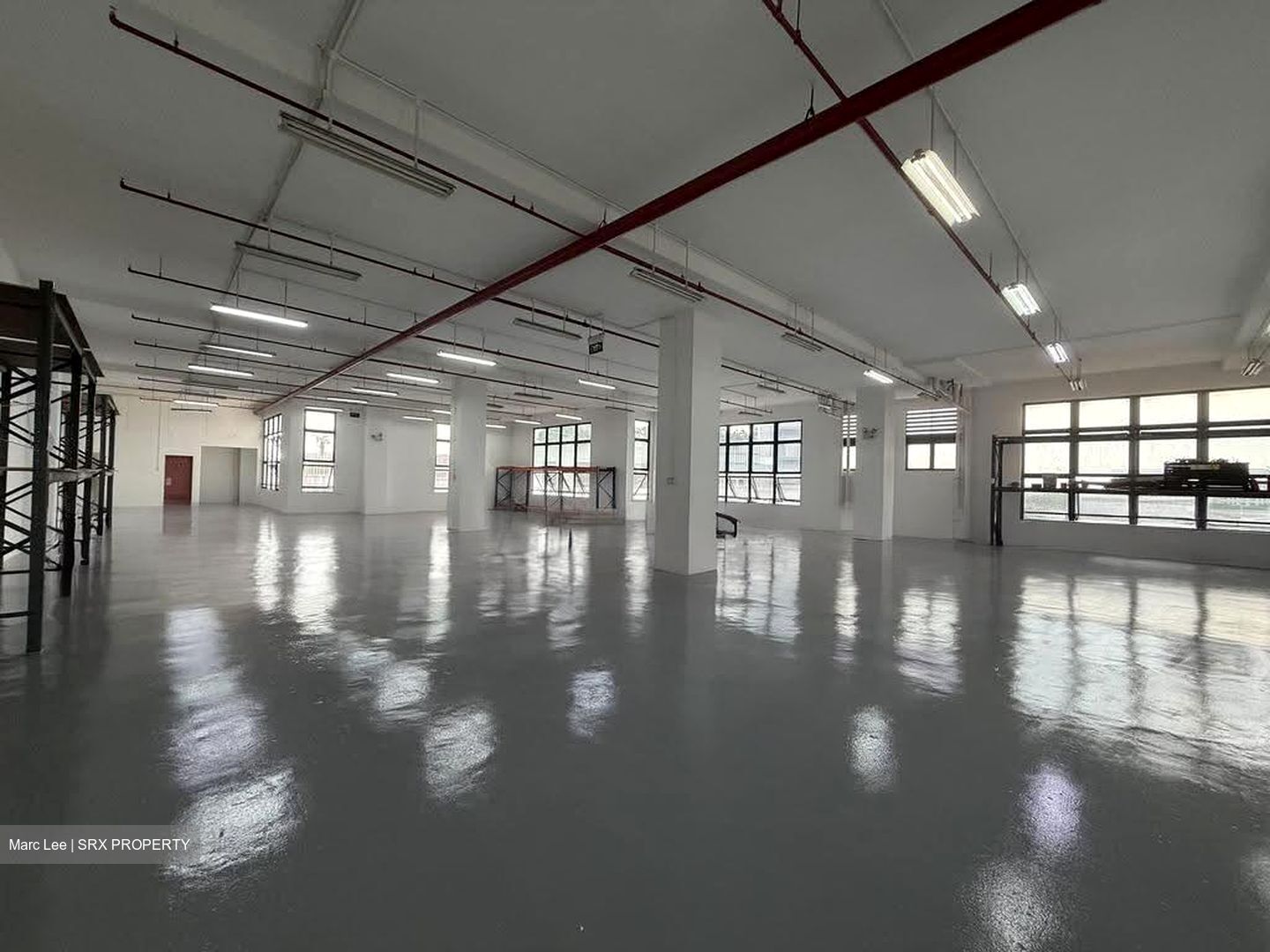 Csi Distribution Centre (D19), Warehouse #630273711